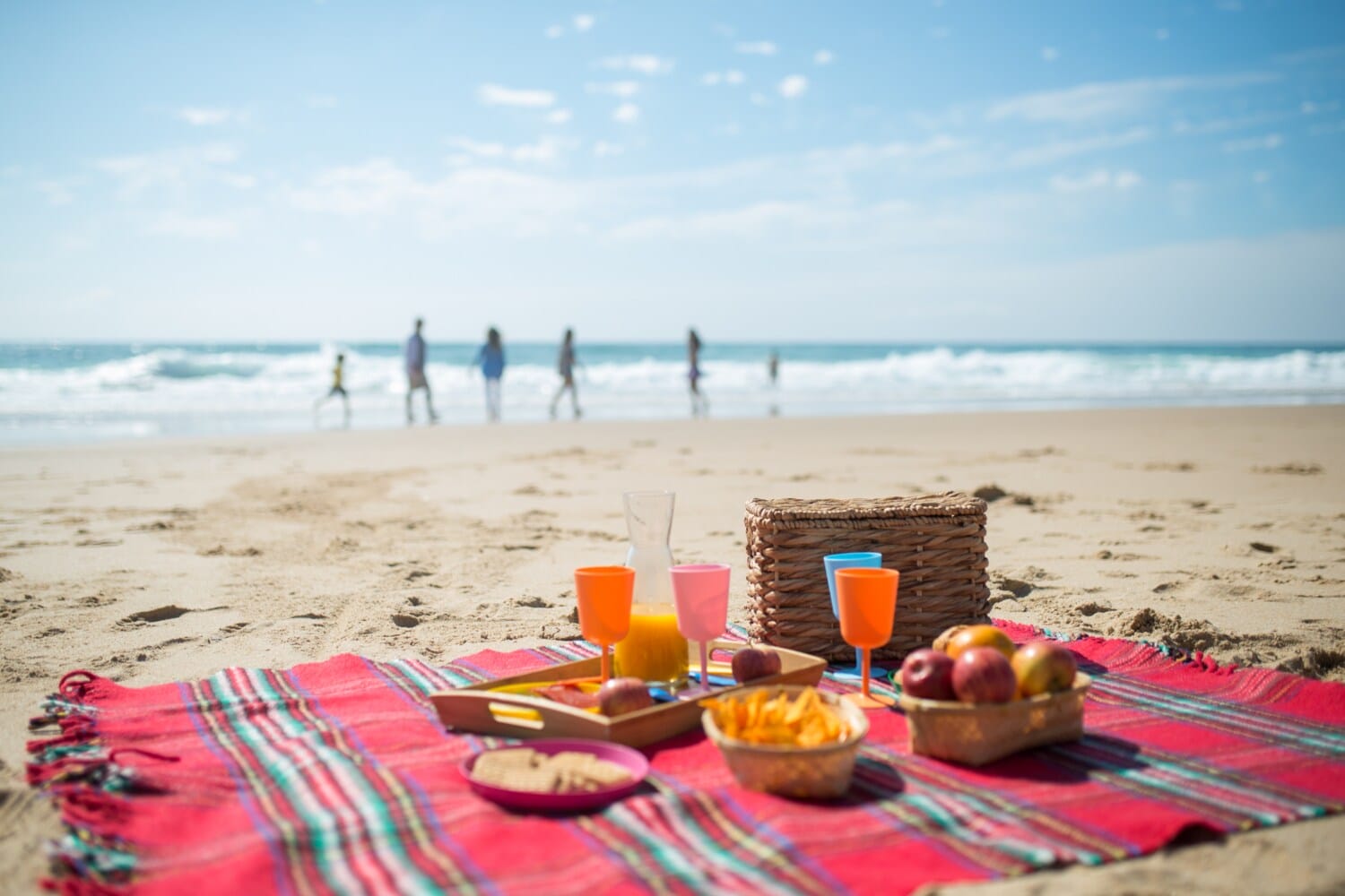 picnic on the beach for couples in maui