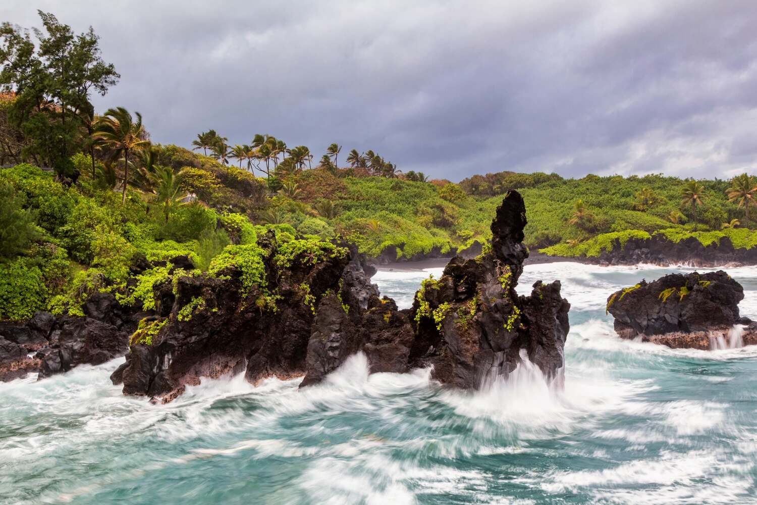 Beaches in Hawaii during storm season